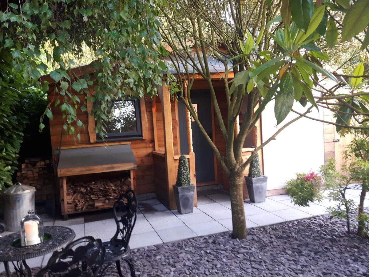 Ever Wanted To Go Off Grid Then This Is For You Sutton Coldfield Exterior photo